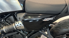 24MY BMW R12 Ninet